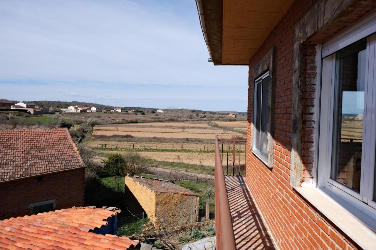 Apartament Lar Do Vento Calzadilla de Tera Zewnętrze zdjęcie