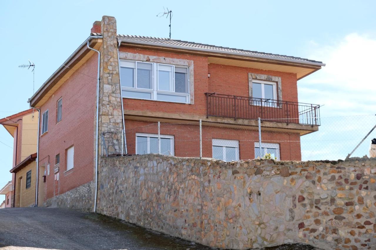 Apartament Lar Do Vento Calzadilla de Tera Zewnętrze zdjęcie