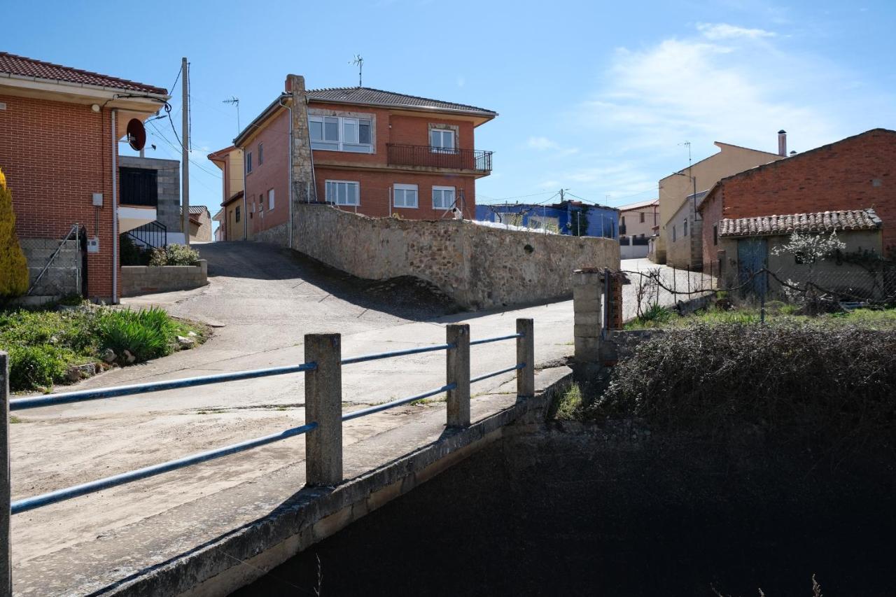 Apartament Lar Do Vento Calzadilla de Tera Zewnętrze zdjęcie
